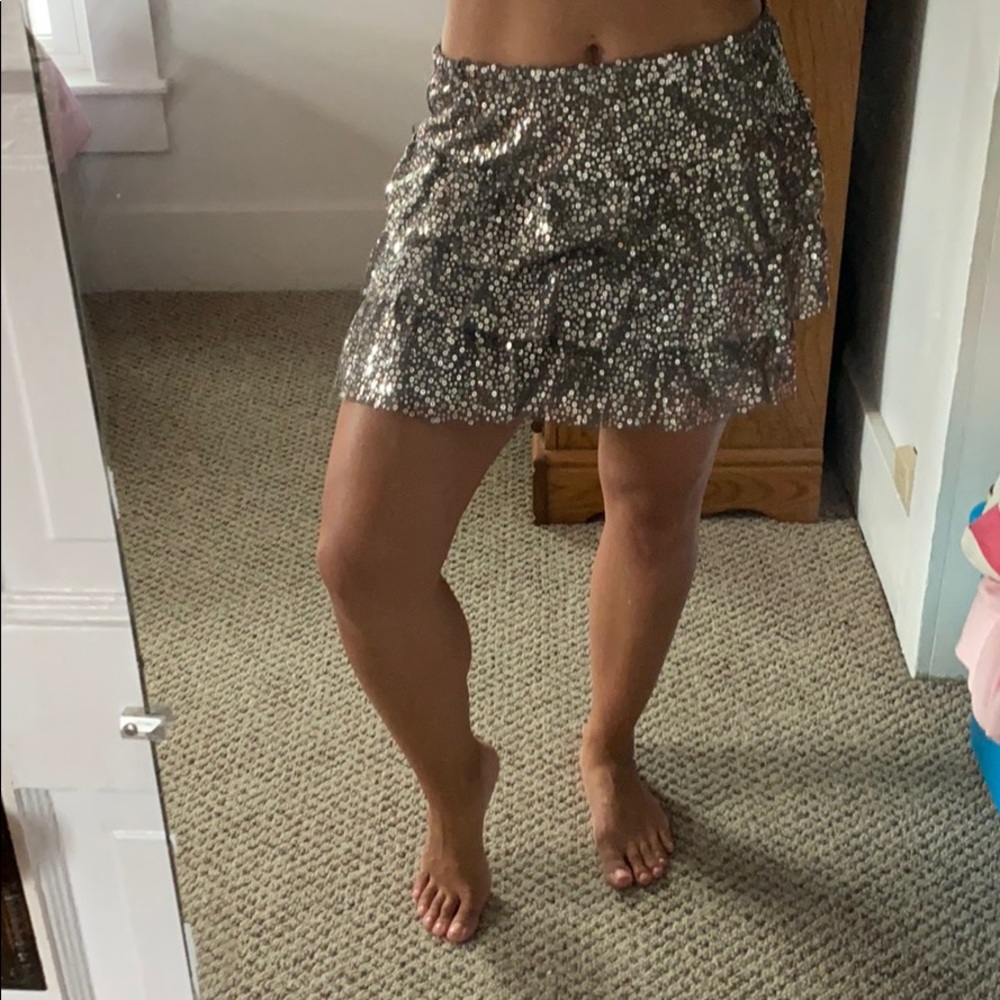 Express Sequin skirt